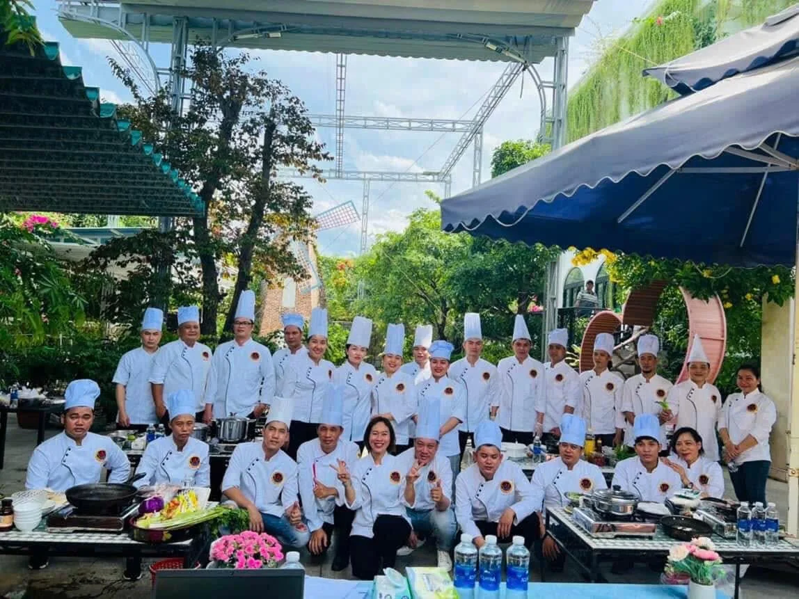 Ảnh tập thể đầu bếp hội viên